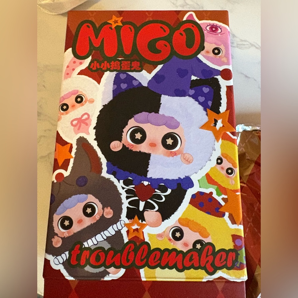 Migo Troublemaker CONFIRMED- The King’s Crown Pendant - Picture 3 of 6